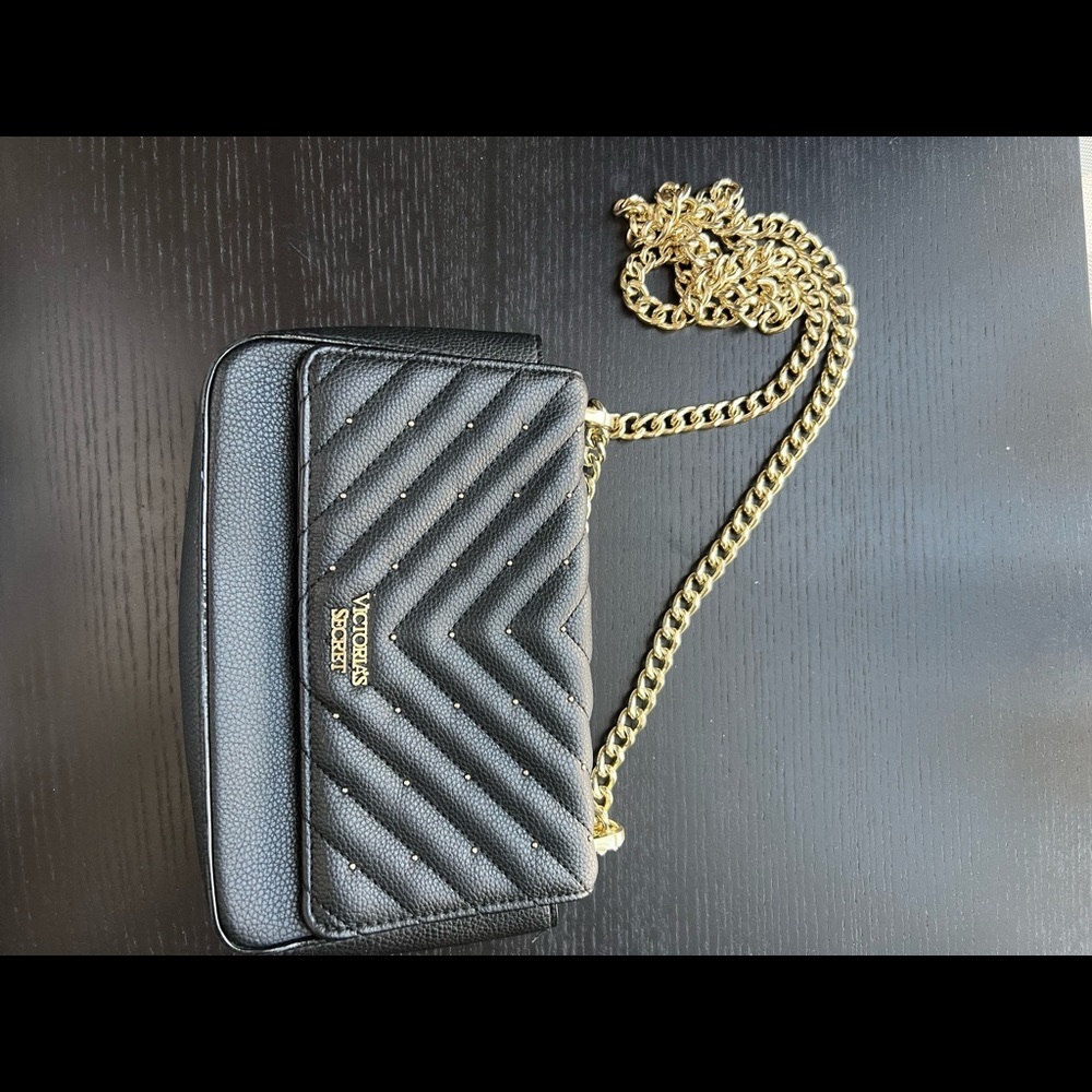 Black VS Purse with gold chain